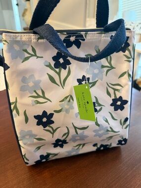 NWT! ♠️ Kate Spade insulated lunch bag
